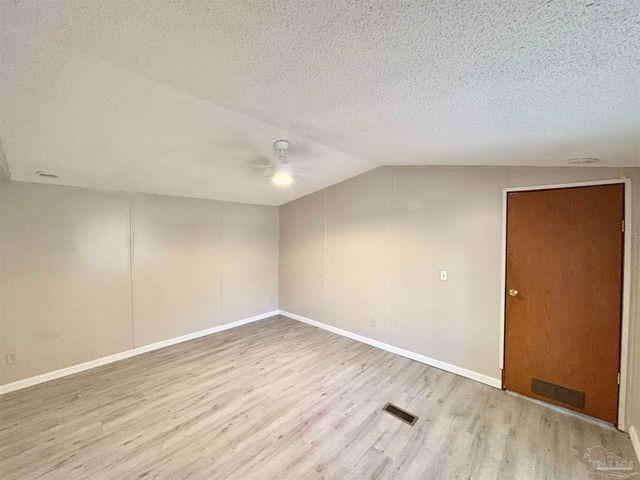 3991 Diamond St, Pace, FL 32571