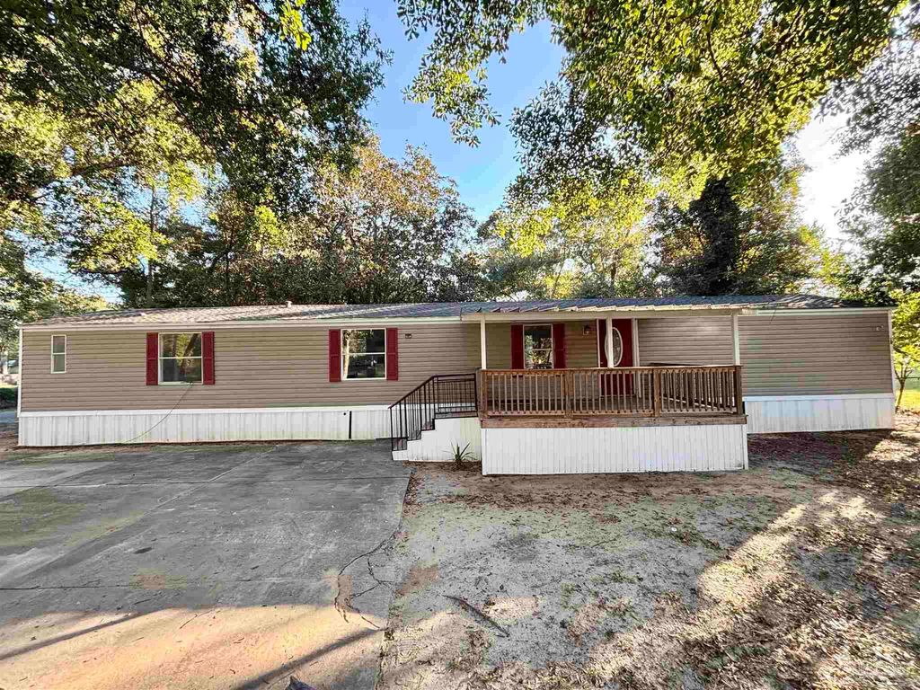 3991 Diamond St, Pace, FL 32571