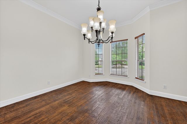 2416 Lady Of The Lake Boulevard, Lewisville, TX 75056