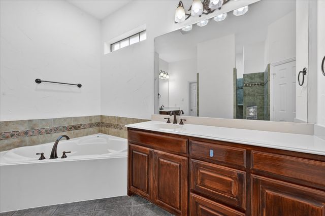 2416 Lady Of The Lake Boulevard, Lewisville, TX 75056