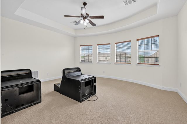 2416 Lady Of The Lake Boulevard, Lewisville, TX 75056