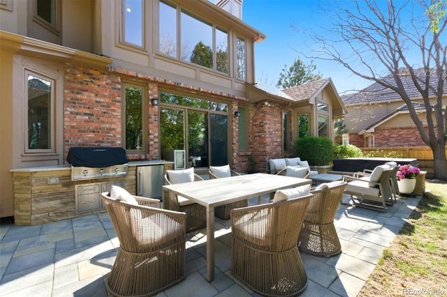 11372 E Ida Court, Englewood, CO 80111