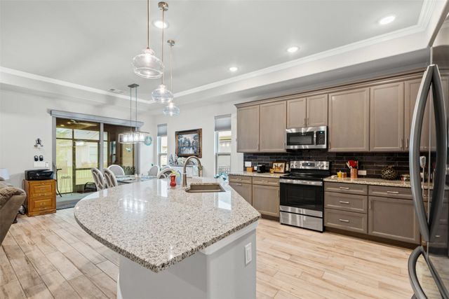 9608 Creekwood Drive, Denton, TX 76207