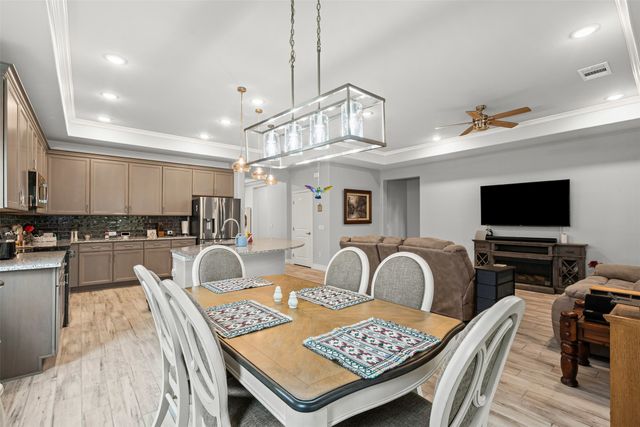 9608 Creekwood Drive, Denton, TX 76207