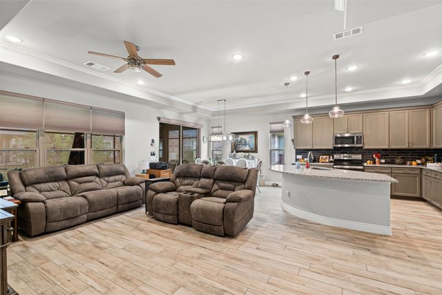 9608 Creekwood Drive, Denton, TX 76207