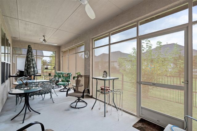 9608 Creekwood Drive, Denton, TX 76207