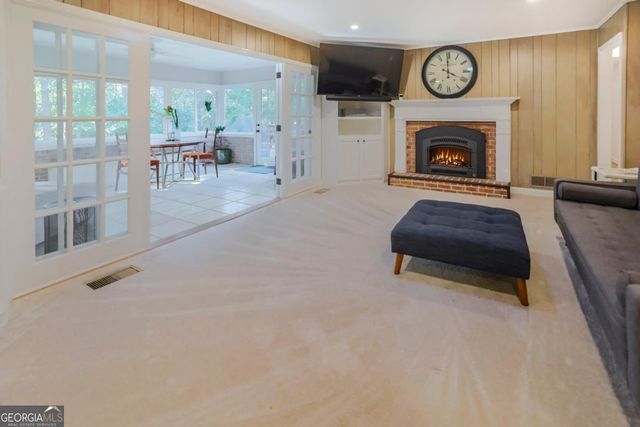 5735 Riverwood Drive, Atlanta, GA 30328