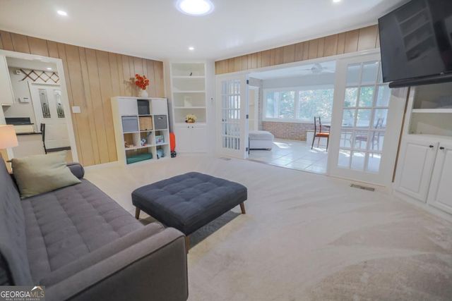 5735 Riverwood Drive, Atlanta, GA 30328