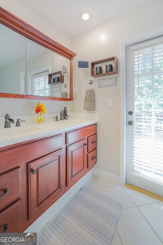 5735 Riverwood Drive, Atlanta, GA 30328