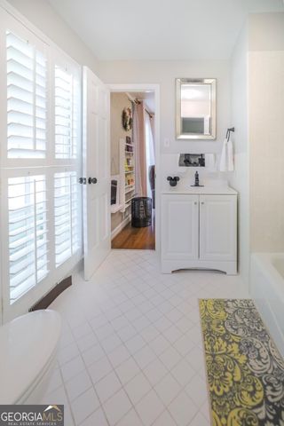 5735 Riverwood Drive, Atlanta, GA 30328