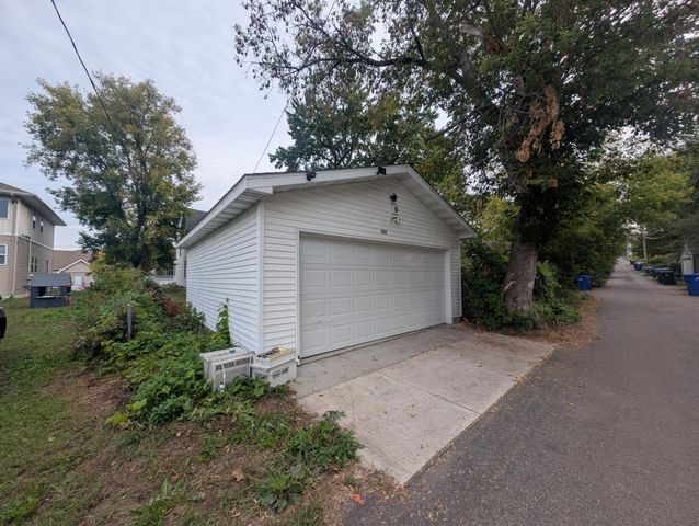 588 York Avenue, Saint Paul, MN 55130