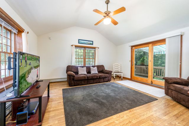18 Goat Field Lane, Hyannis, MA 02601