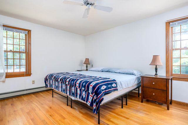 18 Goat Field Lane, Hyannis, MA 02601