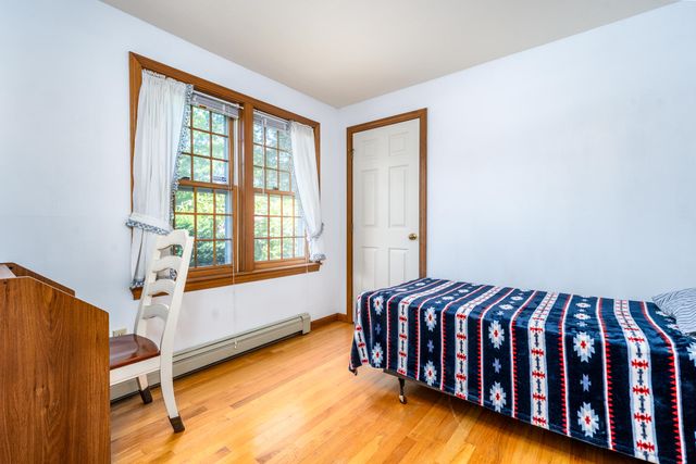 18 Goat Field Lane, Hyannis, MA 02601