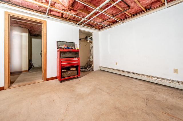 18 Goat Field Lane, Hyannis, MA 02601