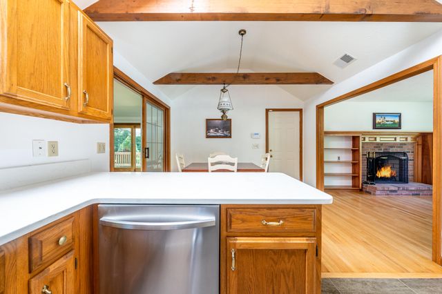 18 Goat Field Lane, Hyannis, MA 02601