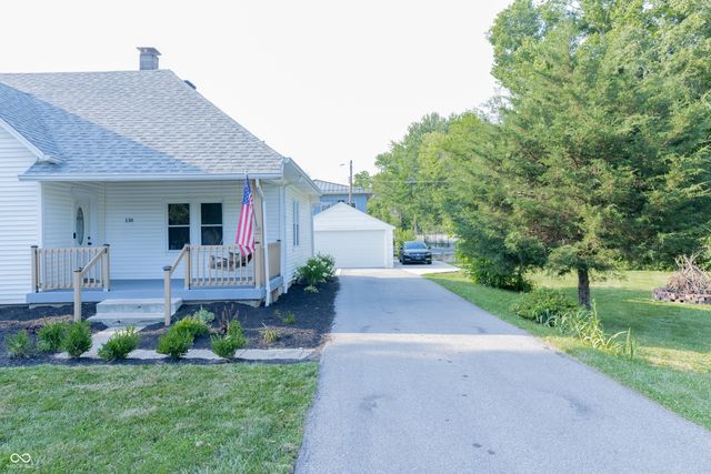 138 South Street, Southport, IN 46227