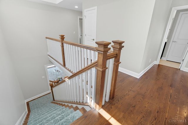 3633 Stettinius Avenue, Cincinnati, OH 45208