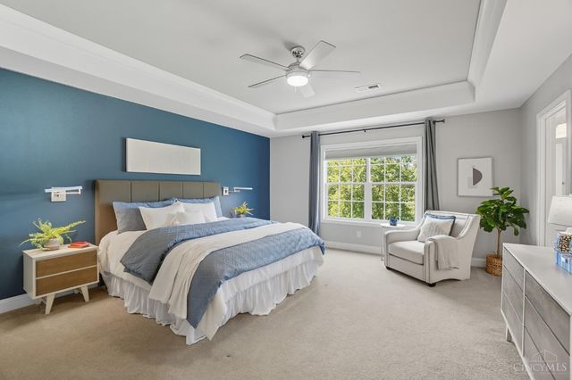 3633 Stettinius Avenue, Cincinnati, OH 45208