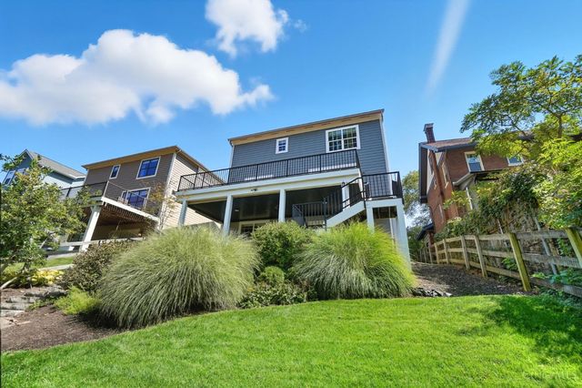 3633 Stettinius Avenue, Cincinnati, OH 45208