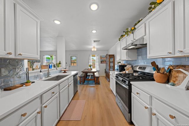 8511 Rita Blanca, Converse, TX 78109