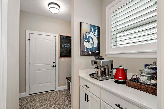 1498 Tyrone Drive, Shakopee, MN 55379