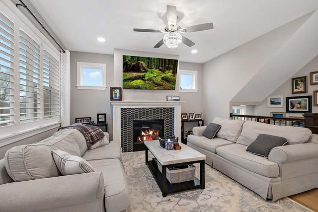 1498 Tyrone Drive, Shakopee, MN 55379