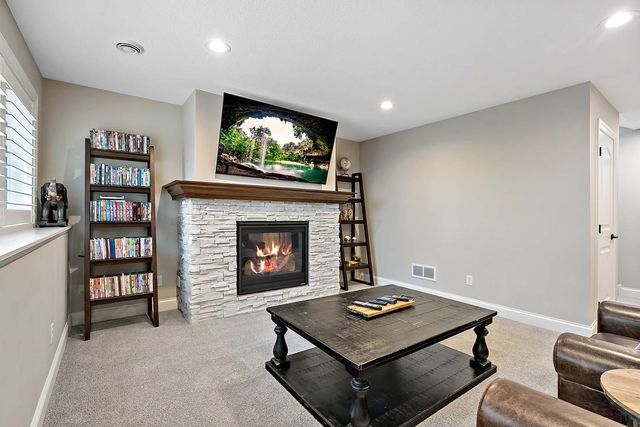 1498 Tyrone Drive, Shakopee, MN 55379