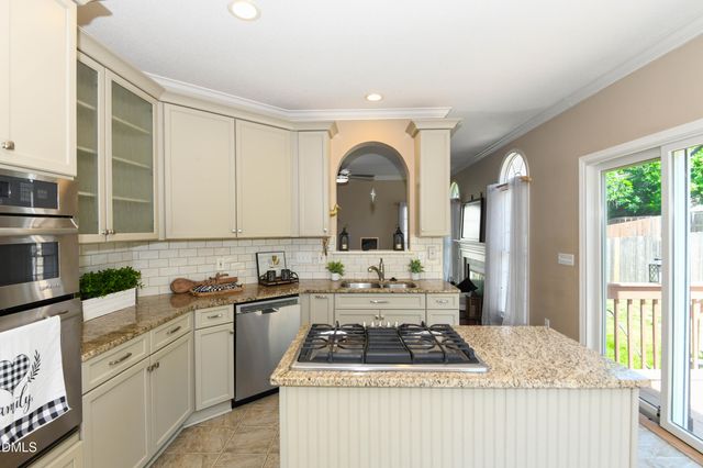 6314 High View Road, Greensboro, NC 27410