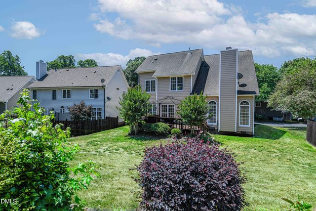 6314 High View Road, Greensboro, NC 27410