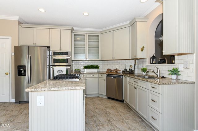 6314 High View Road, Greensboro, NC 27410