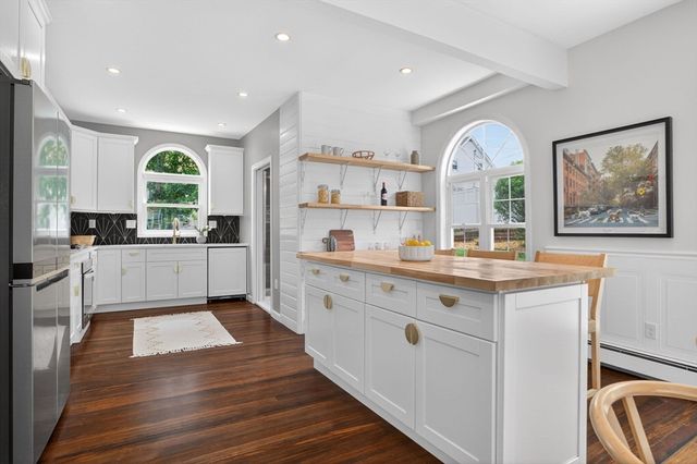 146 Pilgrim Road, Weymouth, MA 02191