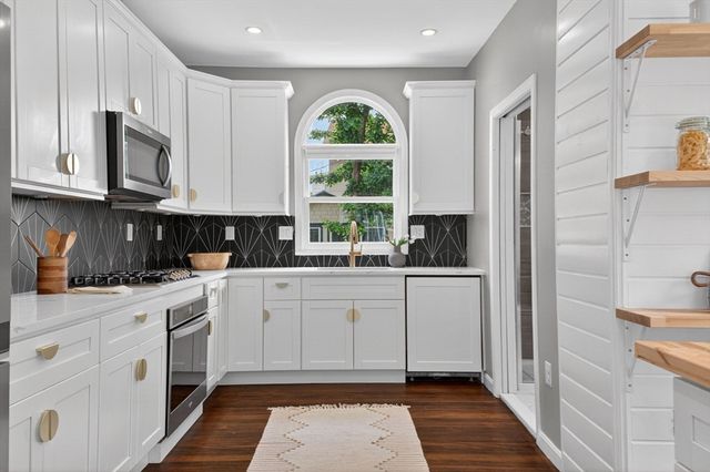 146 Pilgrim Road, Weymouth, MA 02191