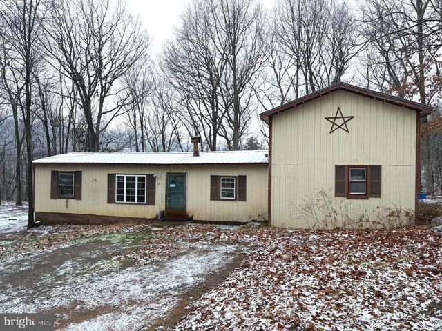 239 BIRD RIDGE RD, Springfield, WV 26763