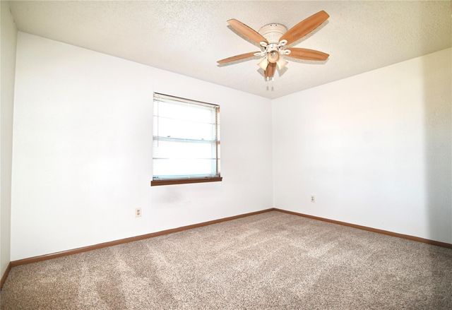 928 Randa ST, Copperas Cove, TX 76522