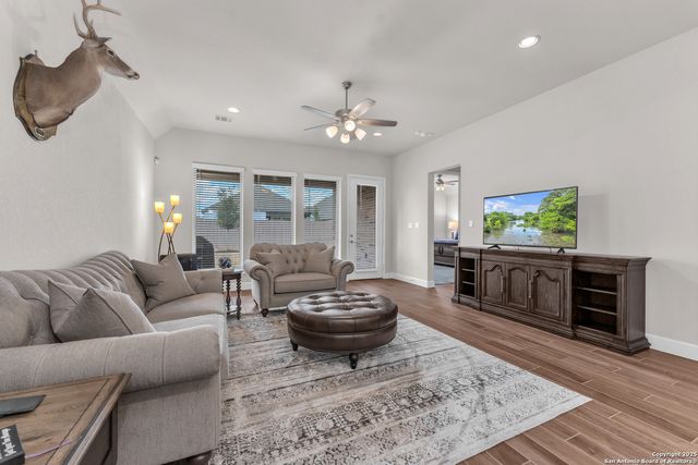 9939 Cavvy Trail, San Antonio, TX 78254