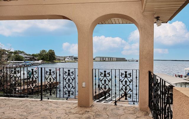 7159 Kingston Cove Lane, Willis, TX 77318