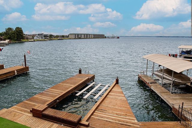7159 Kingston Cove Lane, Willis, TX 77318