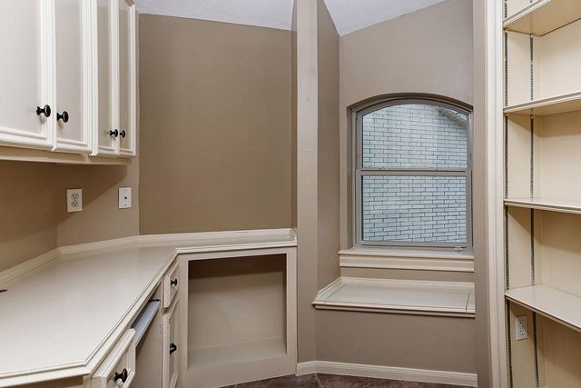 7159 Kingston Cove Lane, Willis, TX 77318