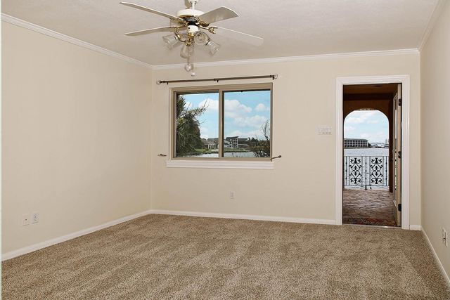 7159 Kingston Cove Lane, Willis, TX 77318