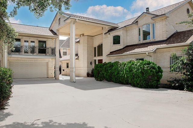 7159 Kingston Cove Lane, Willis, TX 77318