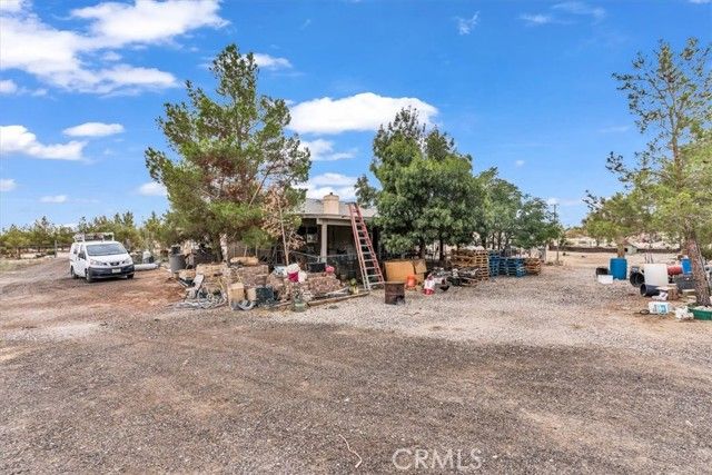 12008 Sierra Vista, Phelan, CA 92371