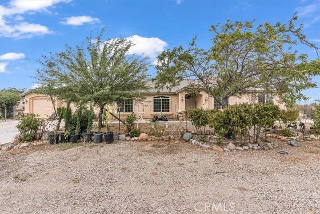 12008 Sierra Vista, Phelan, CA 92371