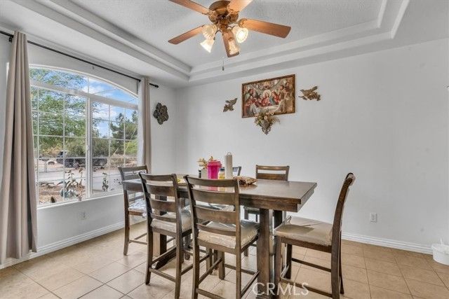 12008 Sierra Vista, Phelan, CA 92371