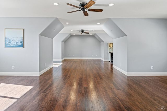 4561 Lake Ridge Rd, Ukiah, CA 95482