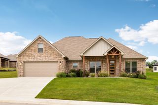 102 Red Crest Cove, Haskell, AR 72015