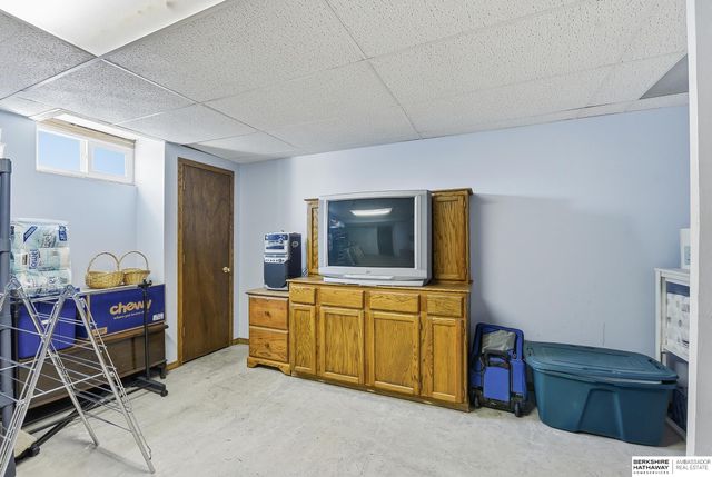 15072 Dayton Street, Omaha, NE 68137