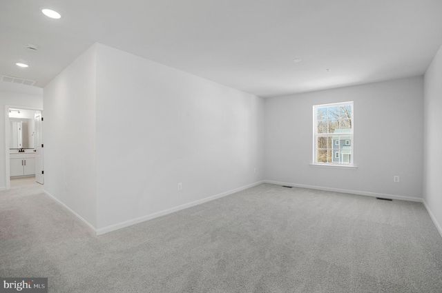 135 CATALPA DR, North East, MD 21901