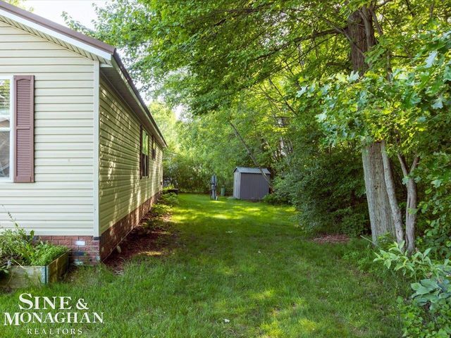 127 Hidden Springs Street, Fort Gratiot, MI 48059