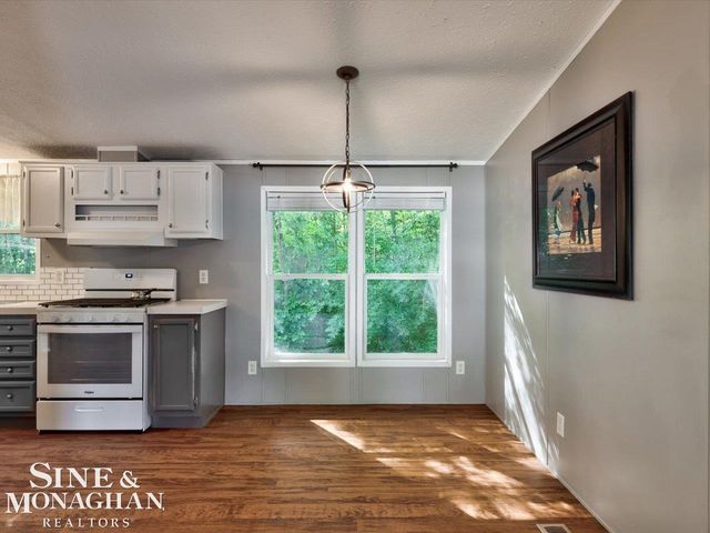 127 Hidden Springs Street, Fort Gratiot, MI 48059